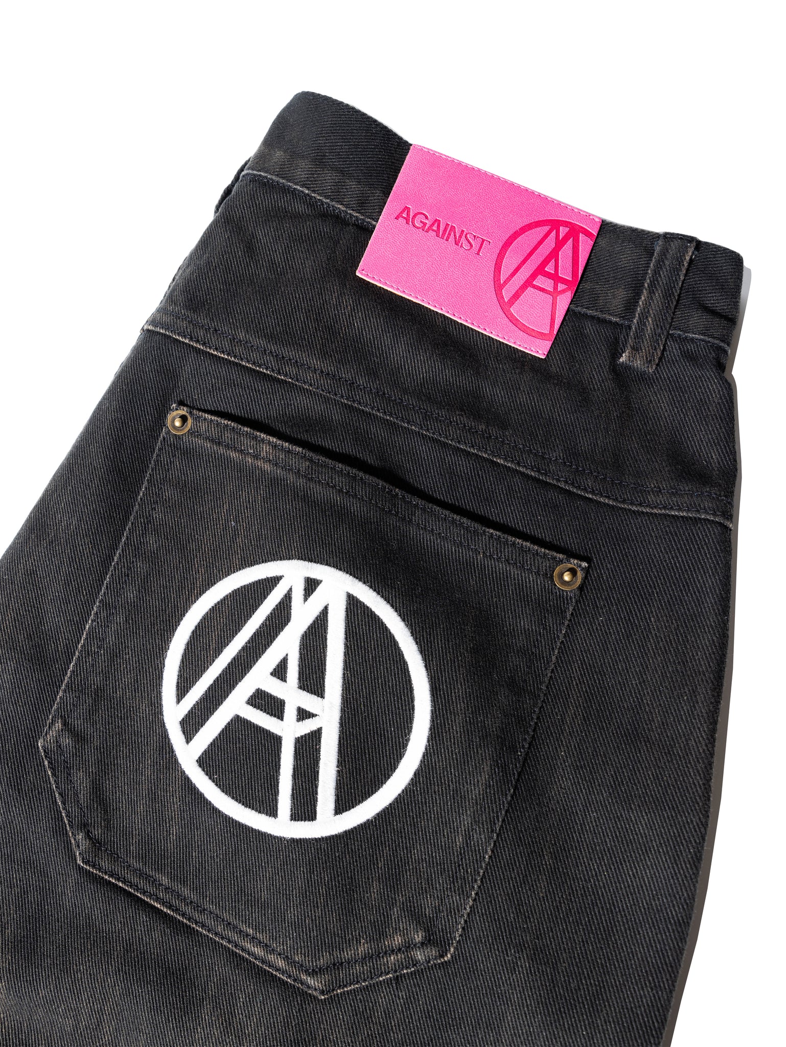 BIG 'A' WASHED SHORTS