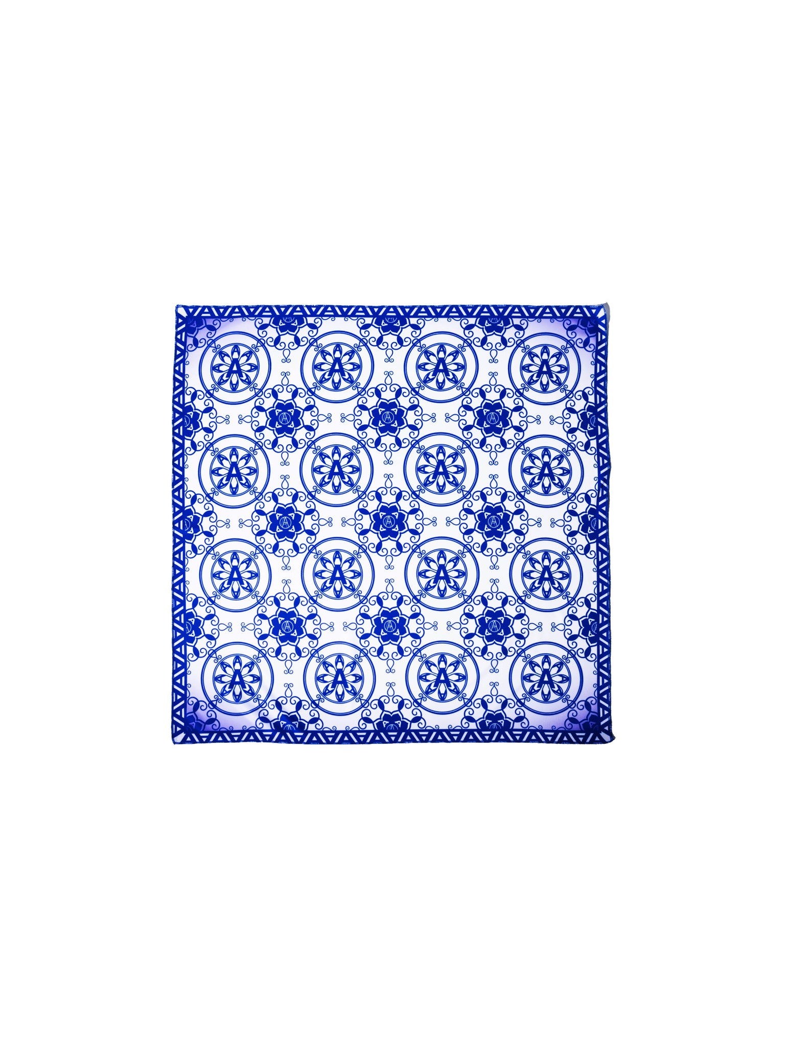 PORCELAIN BANDANA BLUE