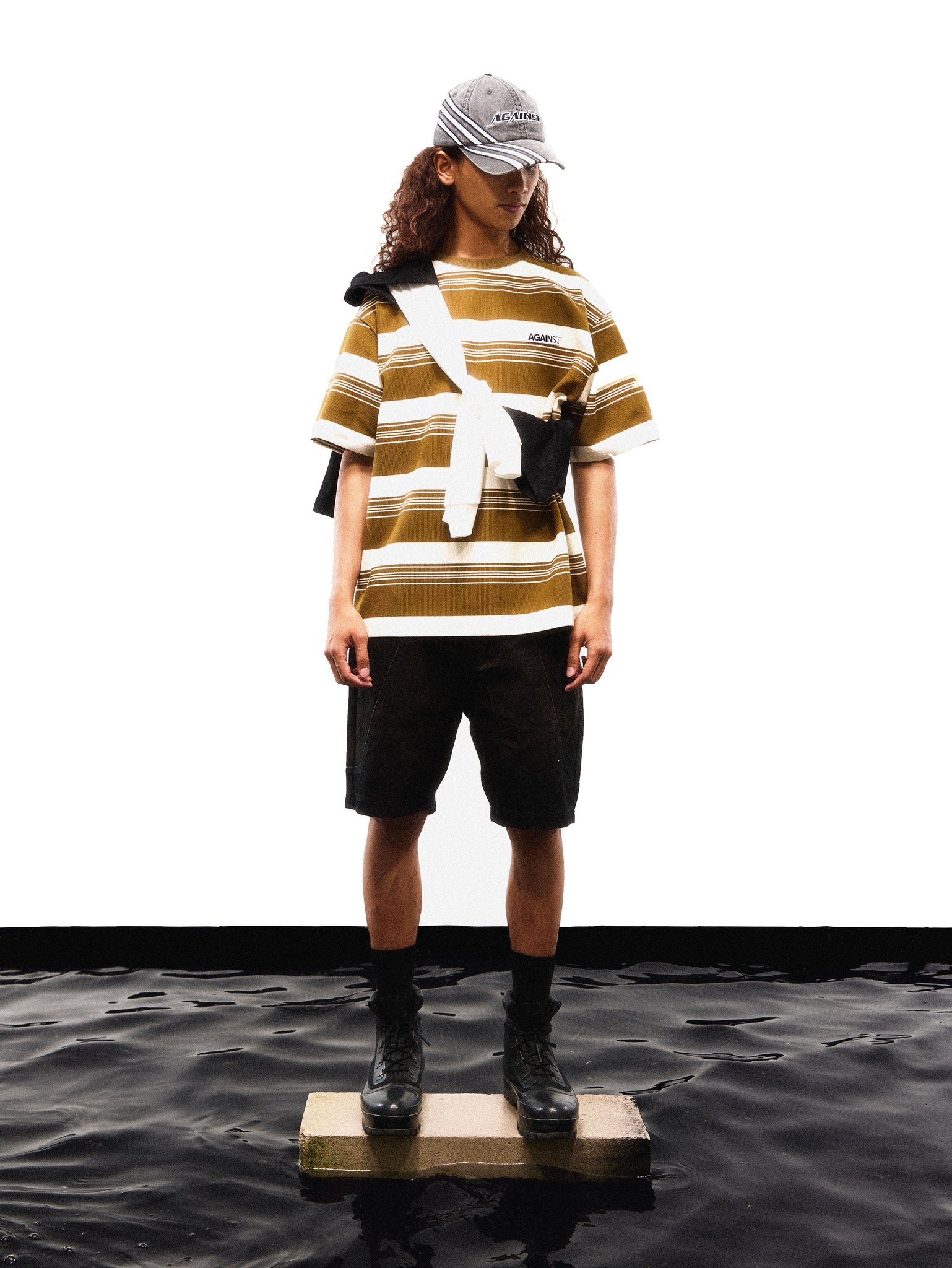 BIG STRIPE TEE BROWN