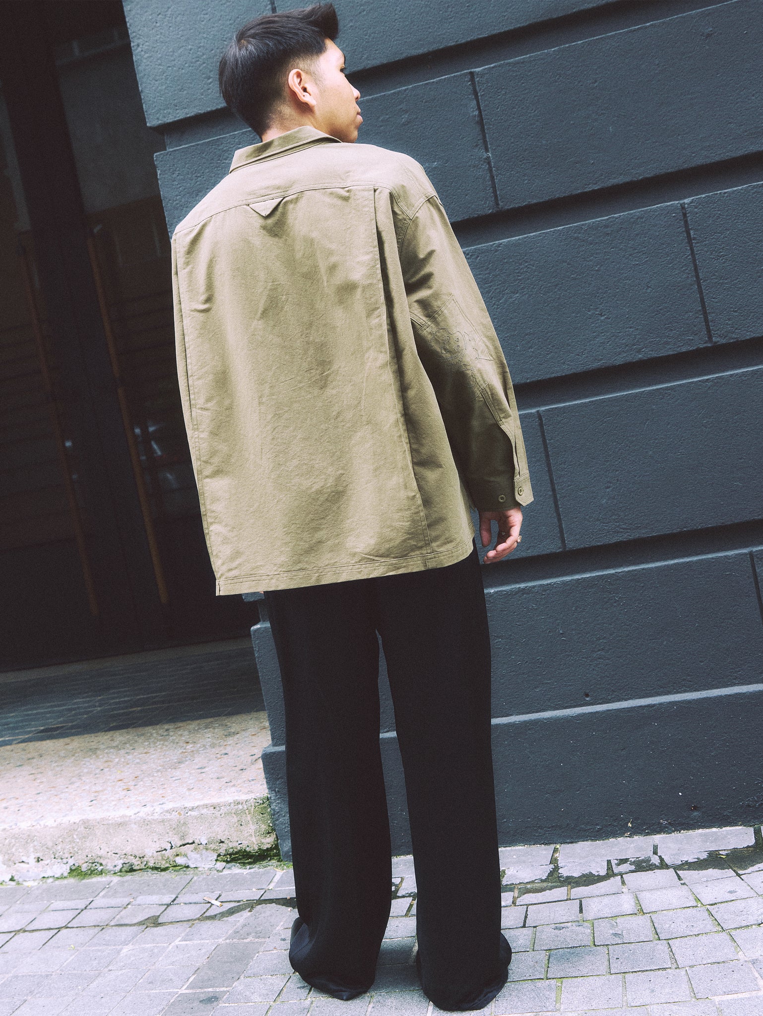 abp. 'FU' BIG BRO SHIRT 2.0 OLIVE