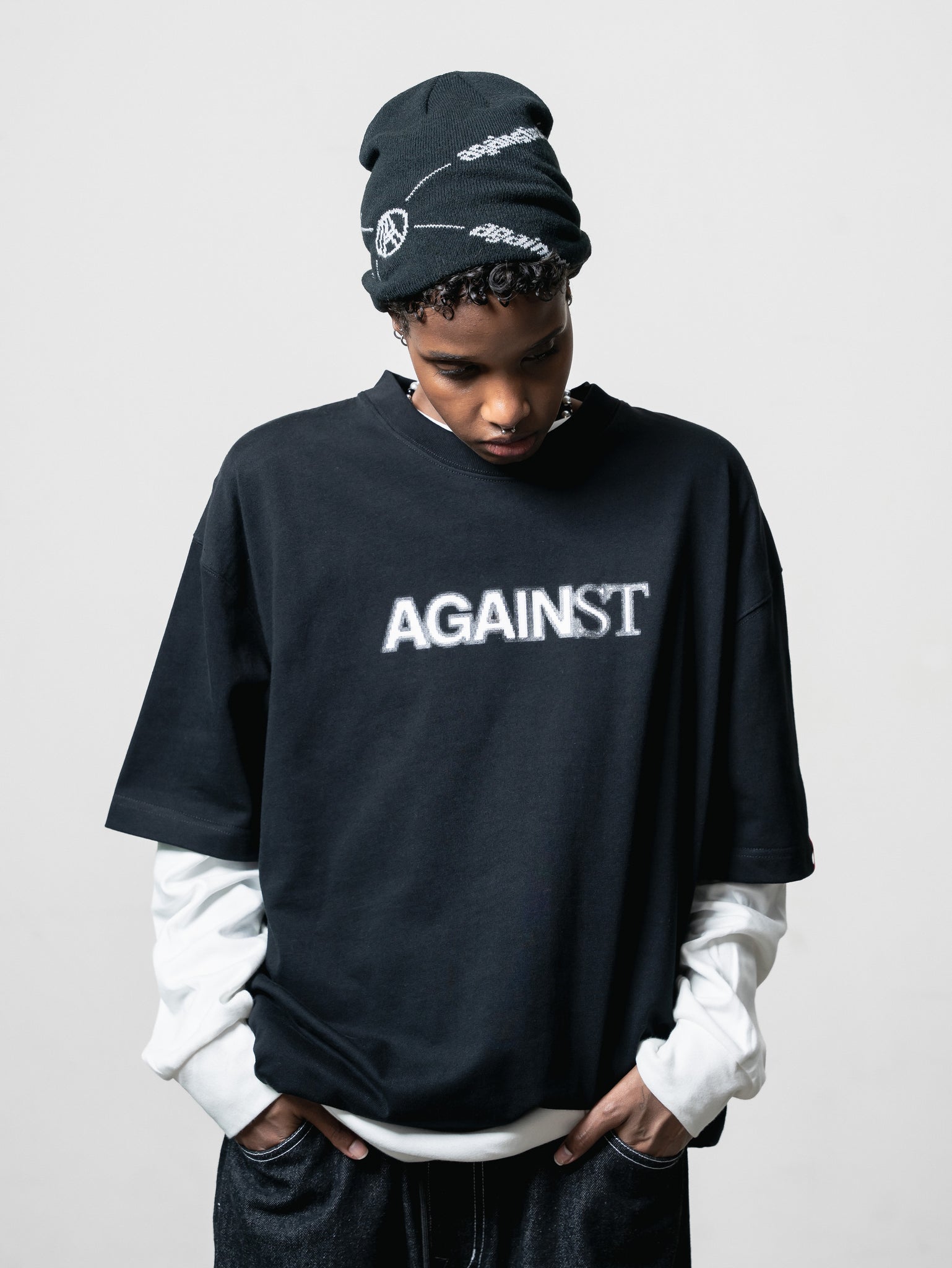 BLURRED LOGO TEE BLACK