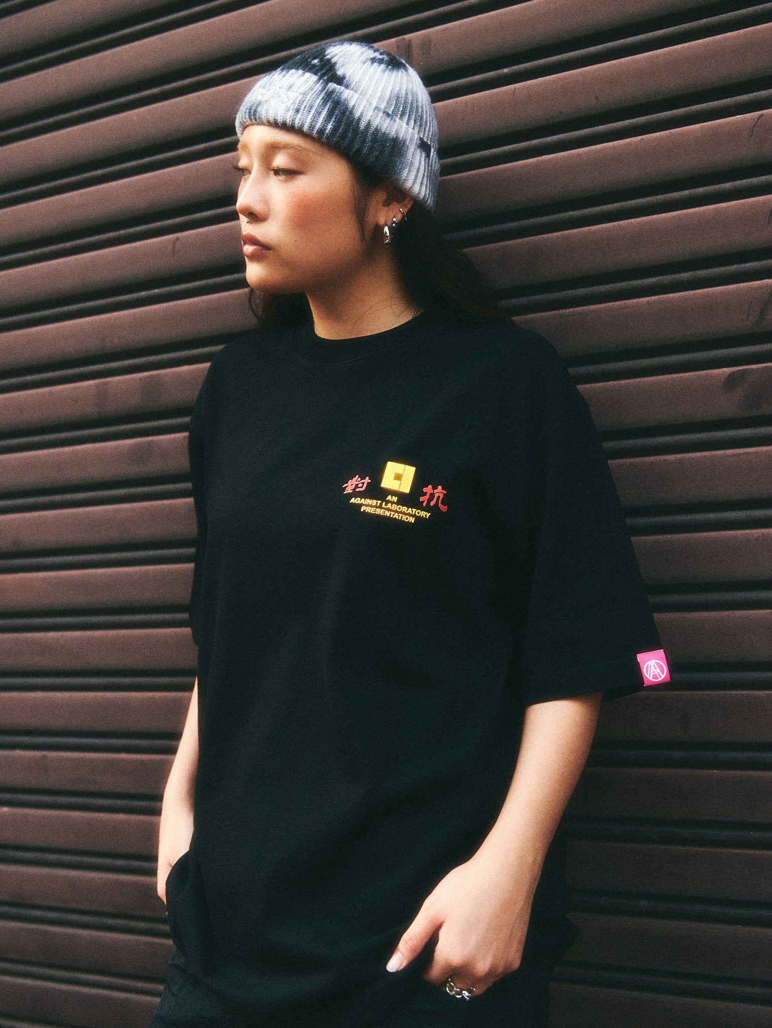 PRESENTATION TEE