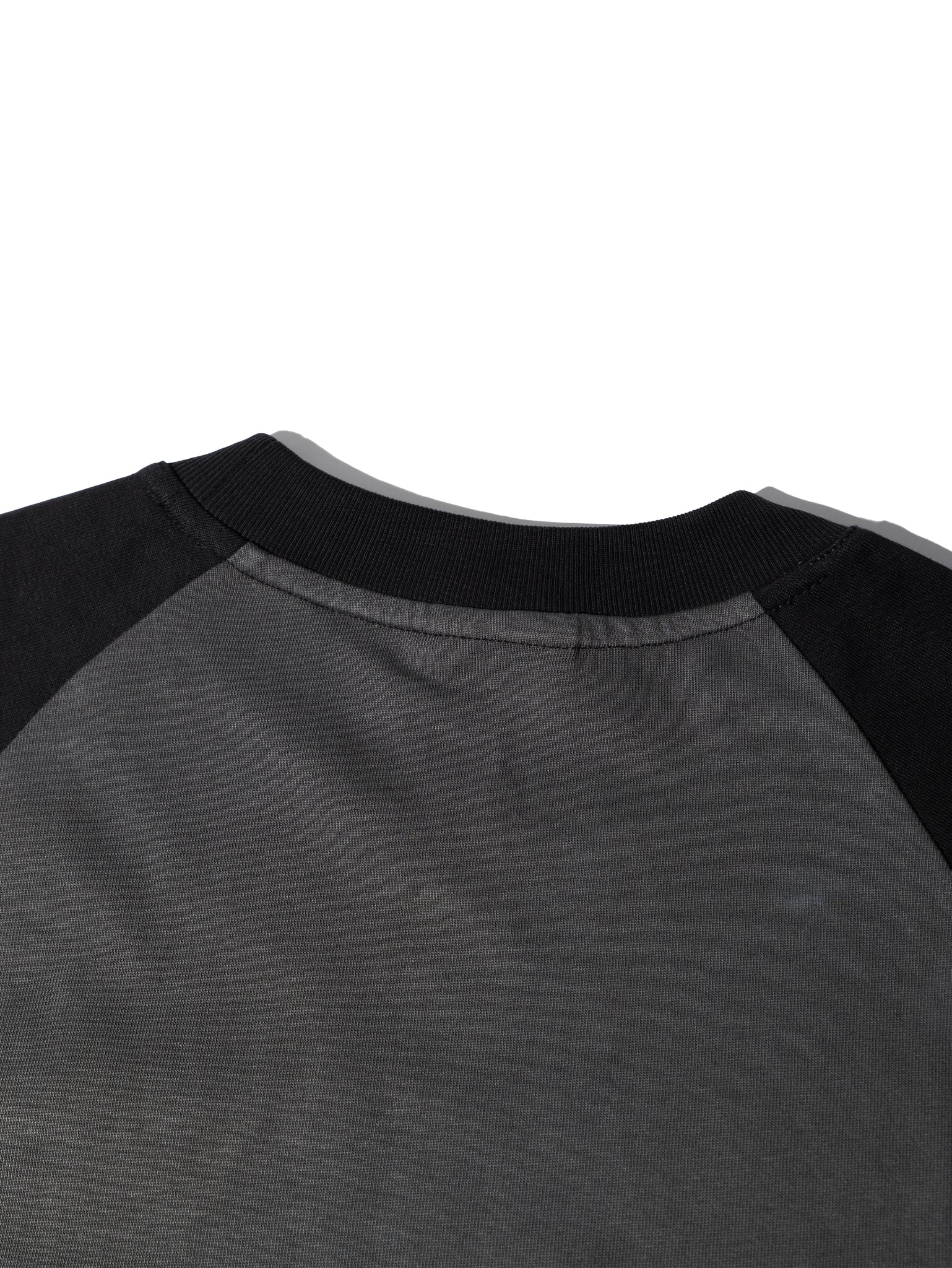 SPELLOUT RAGLAN L/S TEE GREY