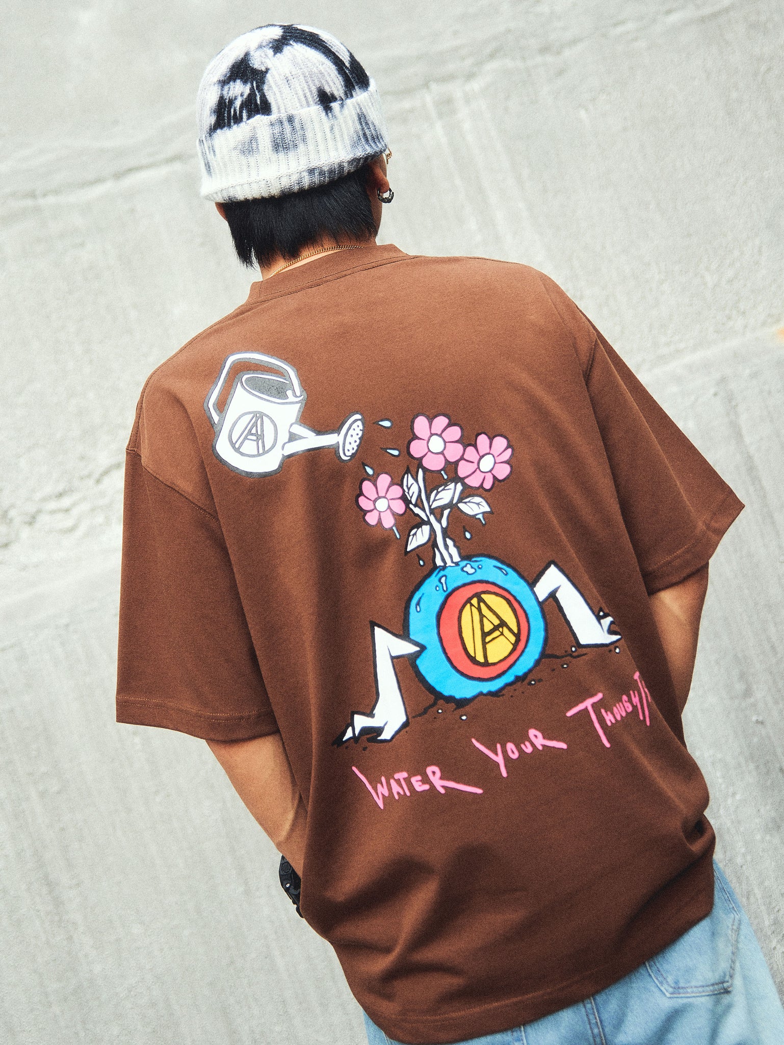 WATER YOUR THOUGHTS TEE BROWN