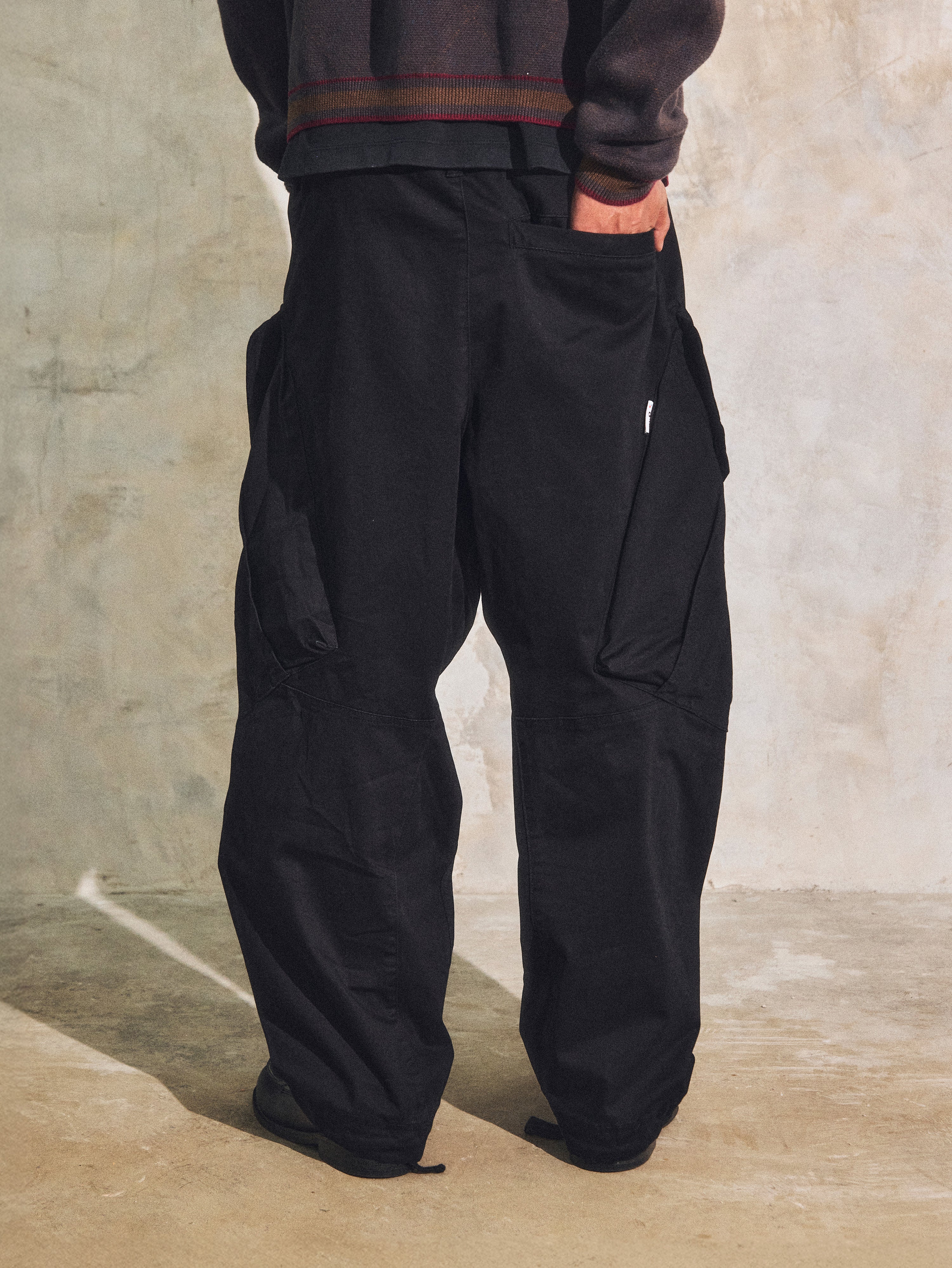 abp. CARGO BIGGIE PANT BLACK – AGAINST LAB.